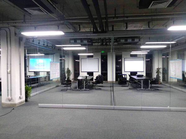 亦莊光機(jī)電基地的辦公環(huán)境